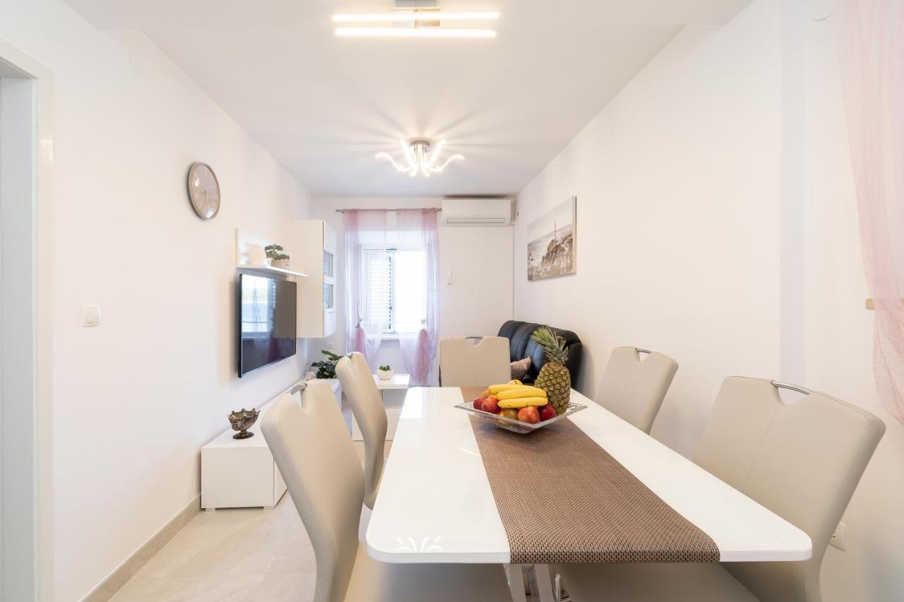 קורצולה Apartman Stela מראה חיצוני תמונה